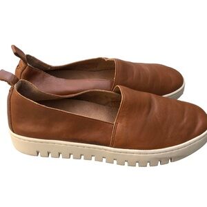 Tory Burch Miller Bronze/Gold Flats. Size 8.